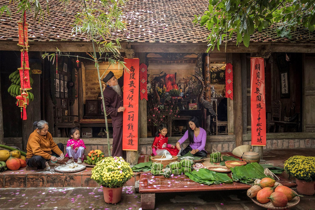 Phong Tục Đi Chợ Tết Của Người Việt Và Các Chợ Tết Nổi Tiếng Ba Miền