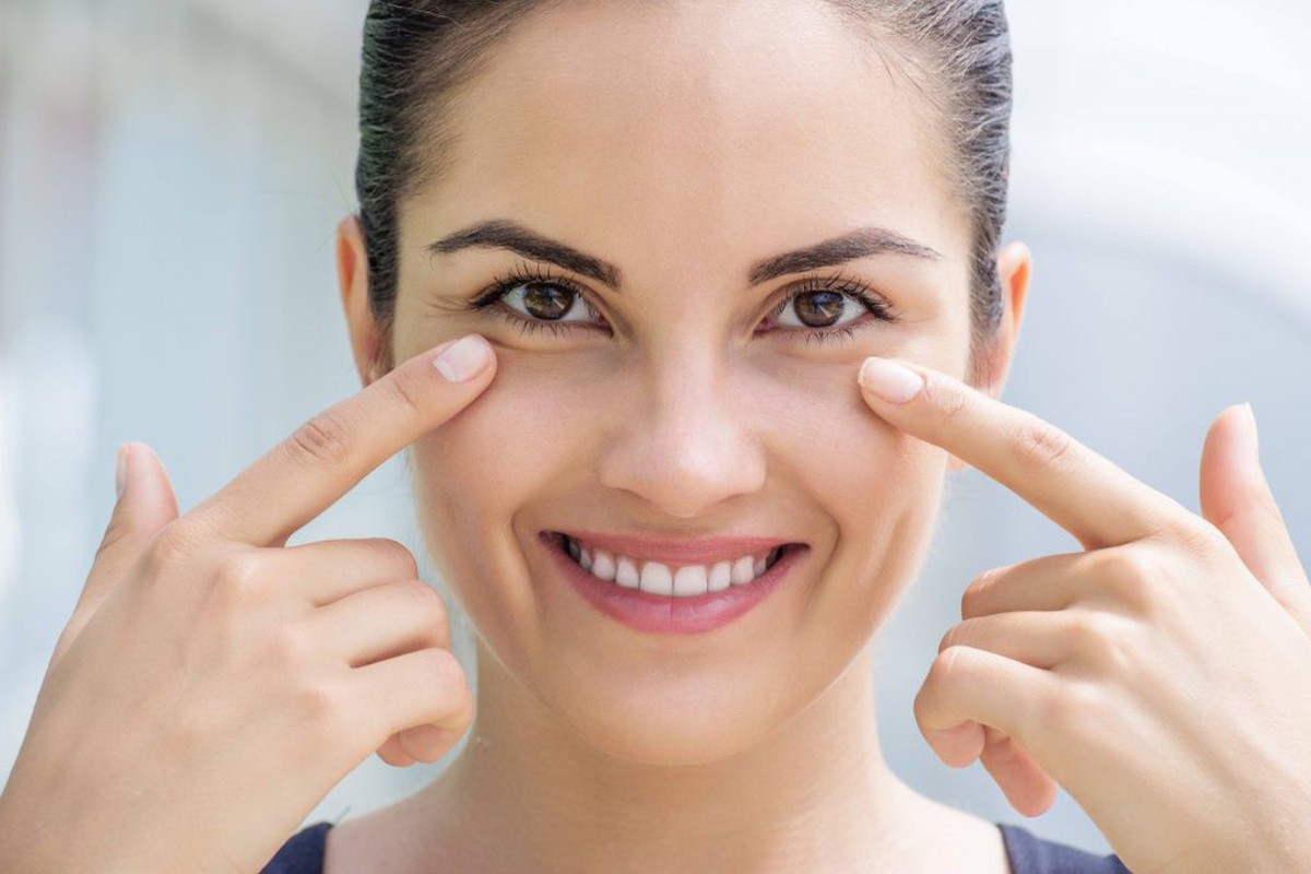 2 Cách tạo bọng mắt tự nhiên – Bí quyết cho đôi mắt to hơn